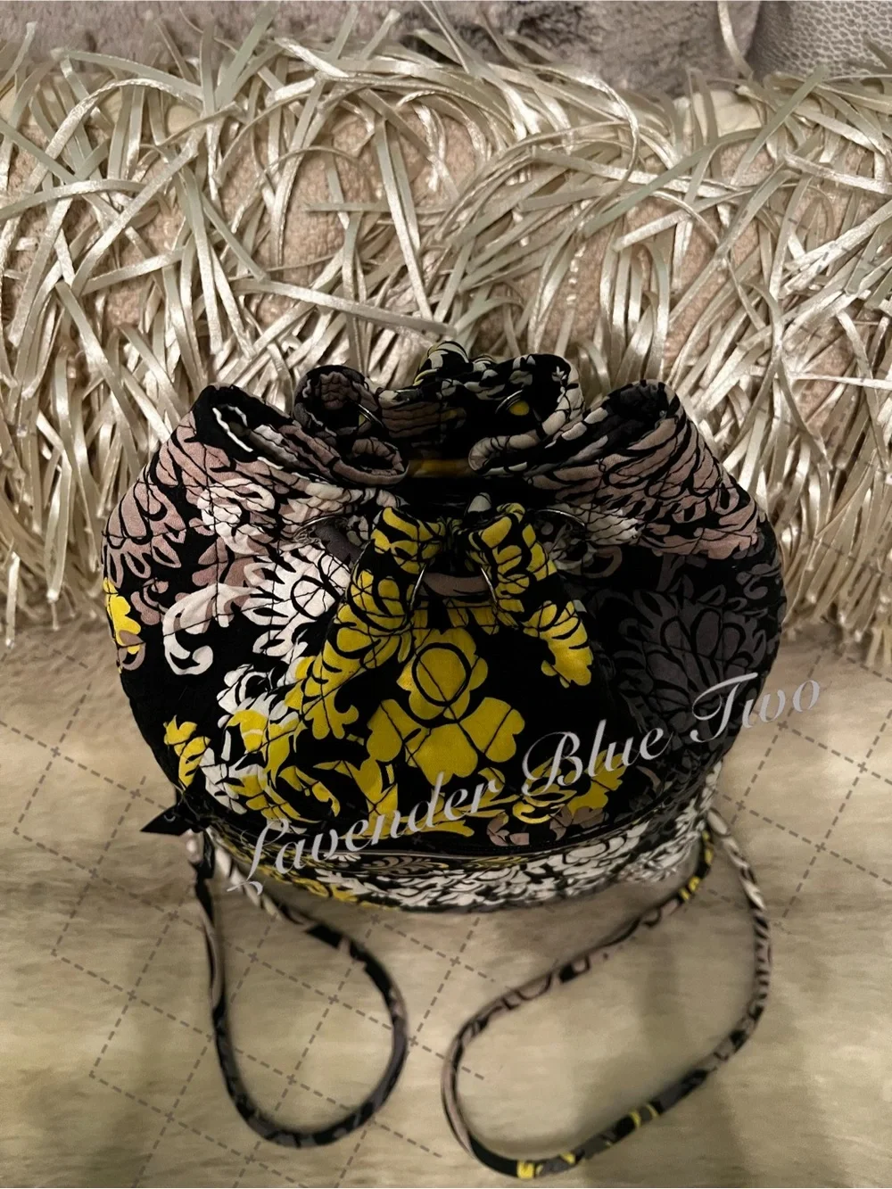 VERA BRADLEY Baroque 2010 Drawstring Zipper Front Backpack Y2K Black Yellow Flor